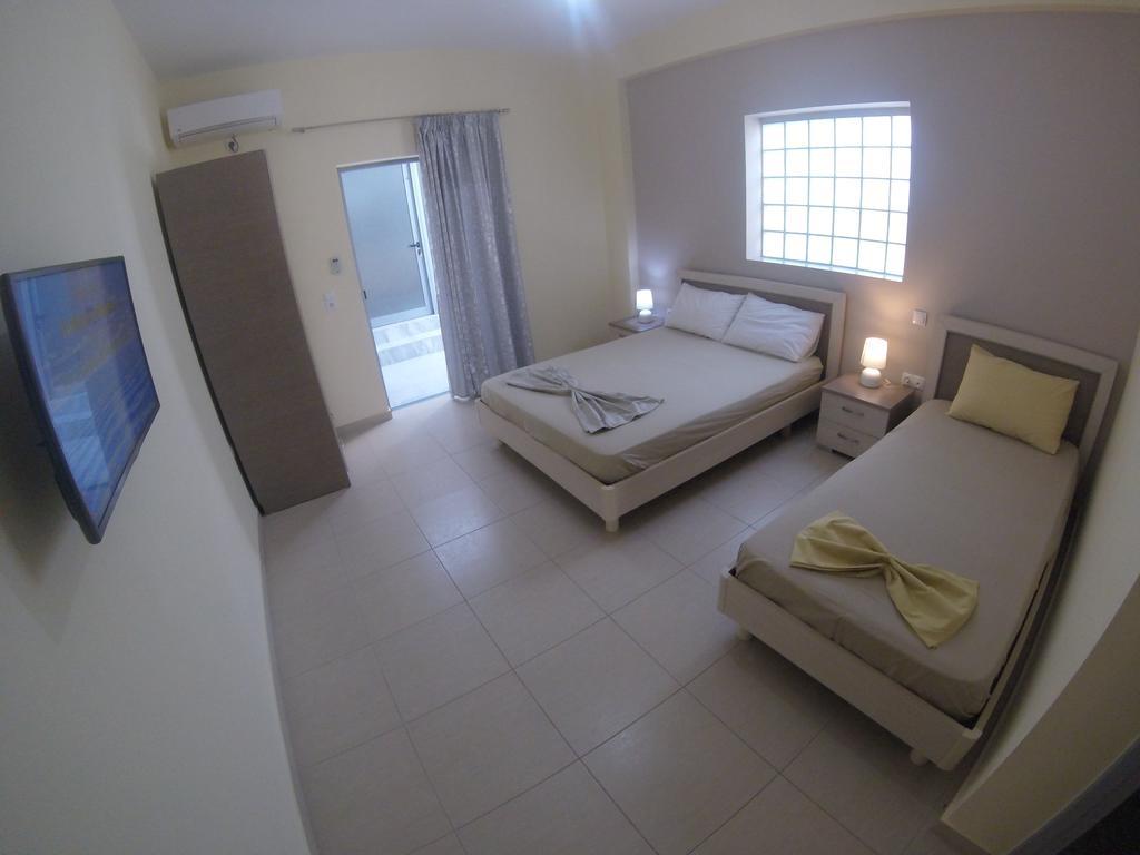 הימארה Riviera Rooms מראה חיצוני תמונה